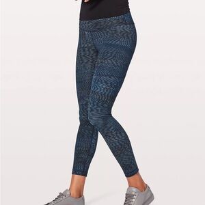Lululemon Wunder Under Full On Luxtreme size 4